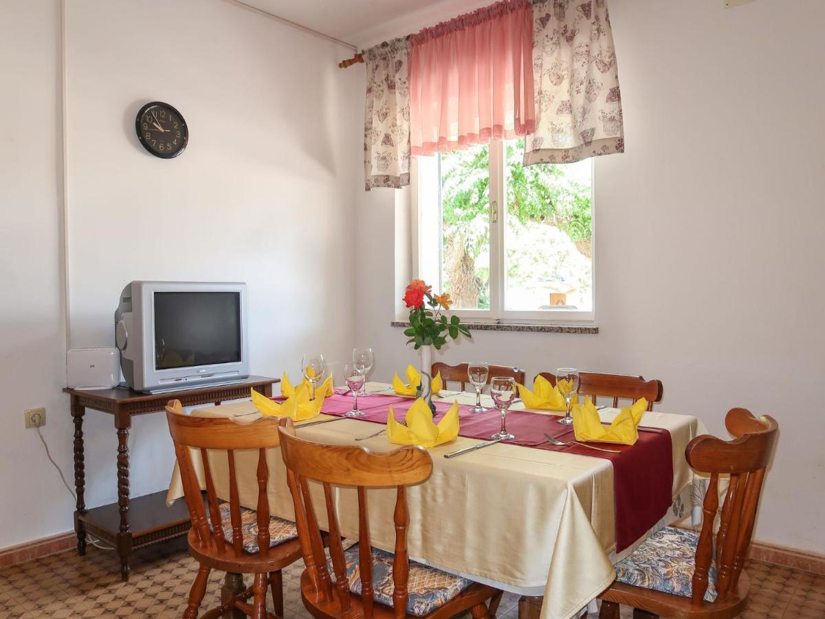 Holiday Home Andela - Rab170 By Interhome Barbat na Rabu Exterior foto